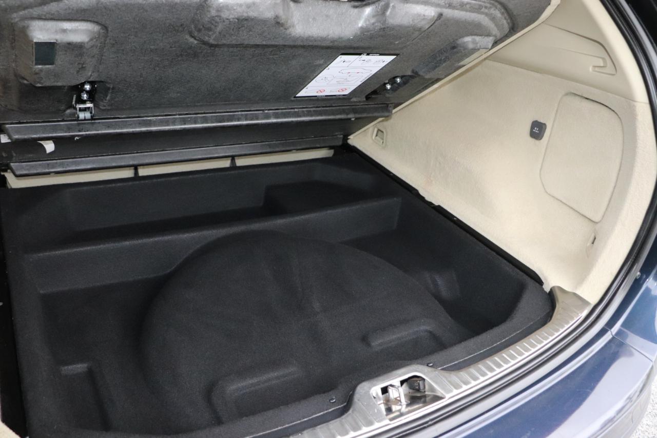 Volvo XC60 2015.5 AWD 4dr T6 Platinum 2015