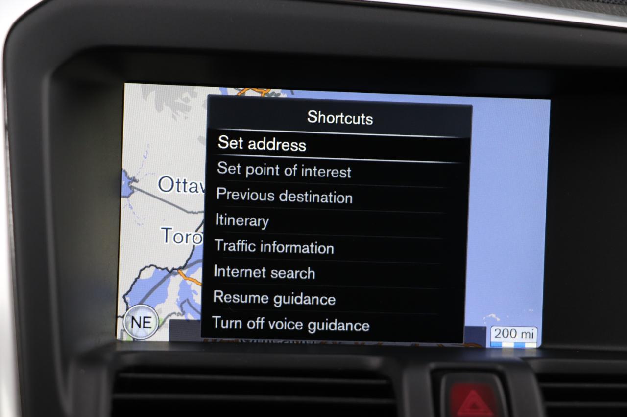 Volvo XC60 2015.5 AWD 4dr T6 Platinum 2015