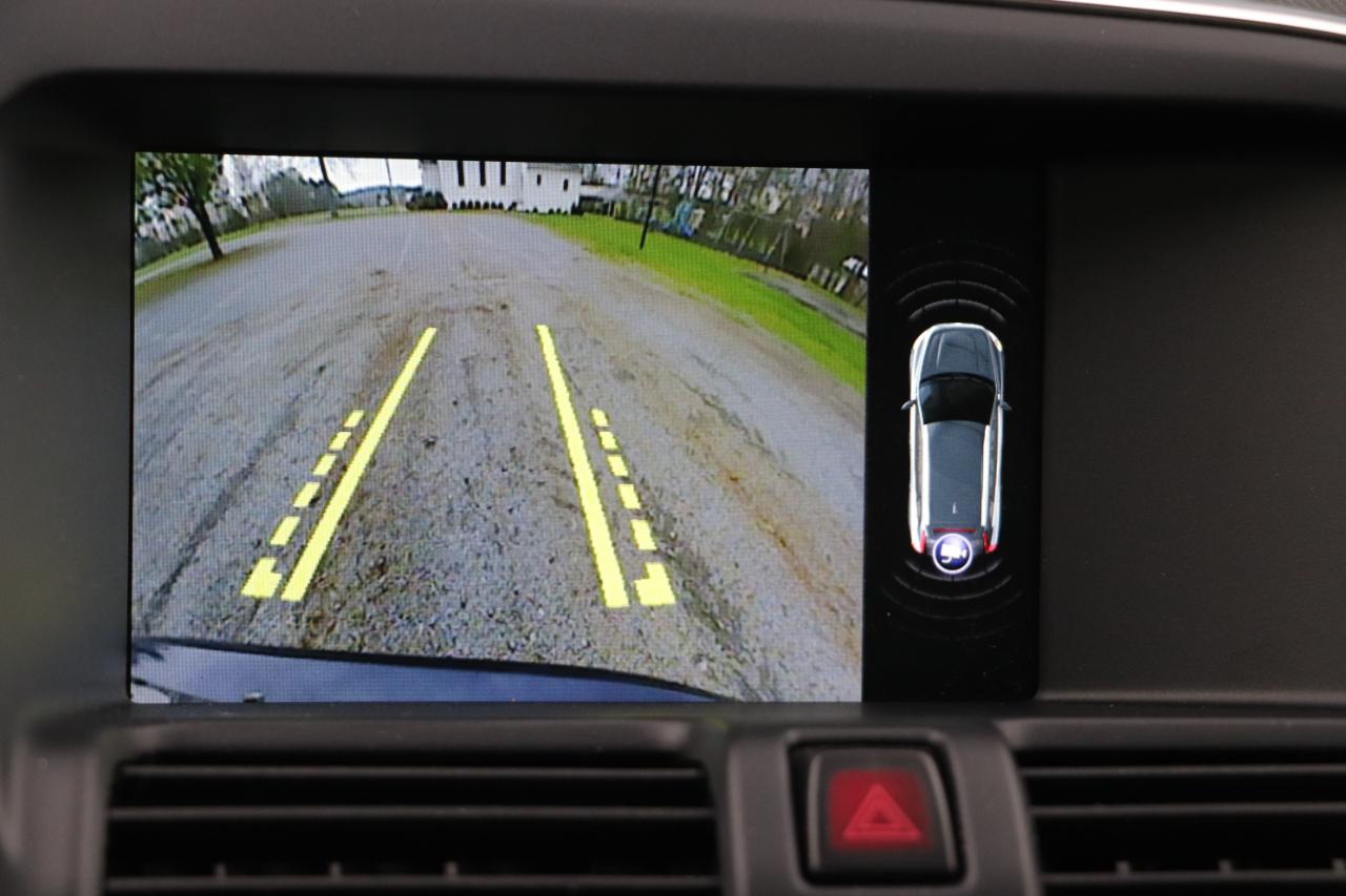 Volvo XC60 2015.5 AWD 4dr T6 Platinum 2015