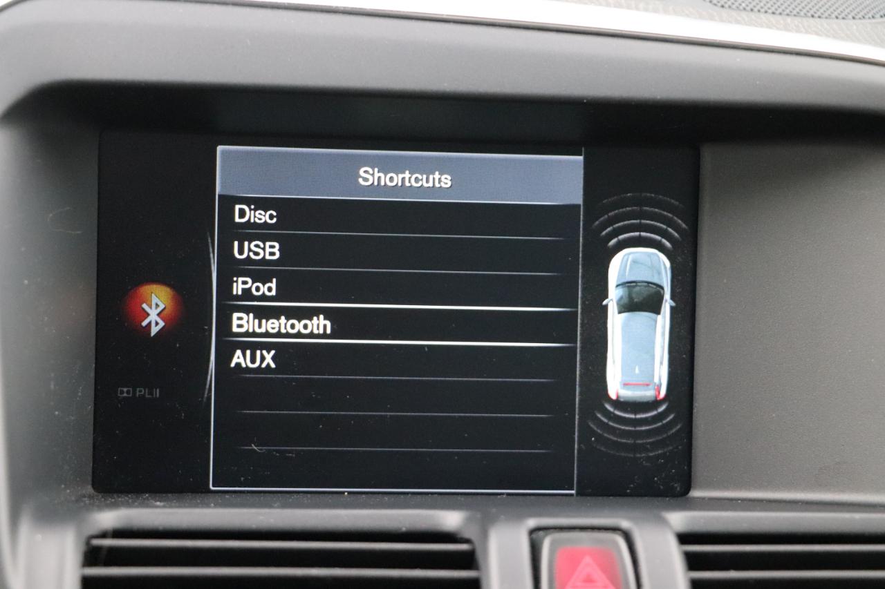 Volvo XC60 2015.5 AWD 4dr T6 Platinum 2015