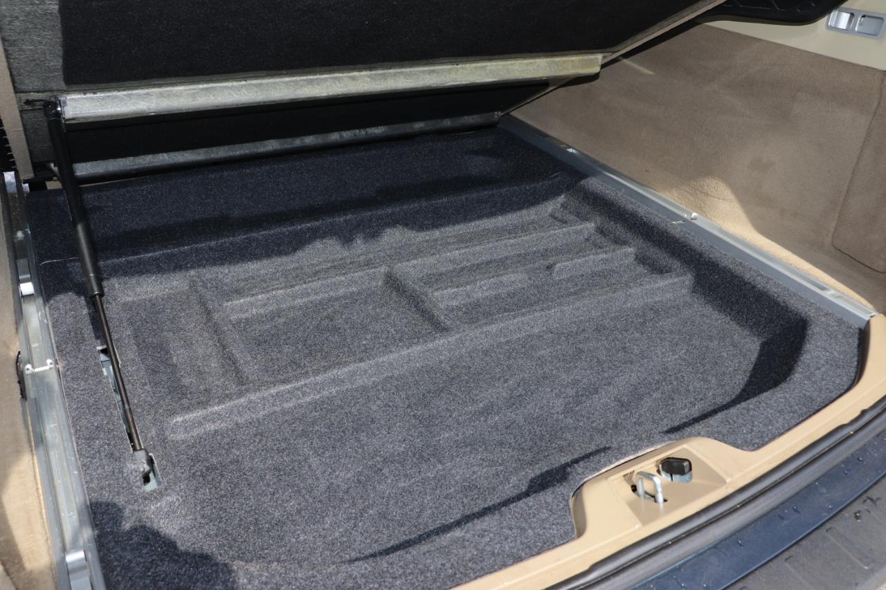 Volvo V70 4dr Wgn 2009