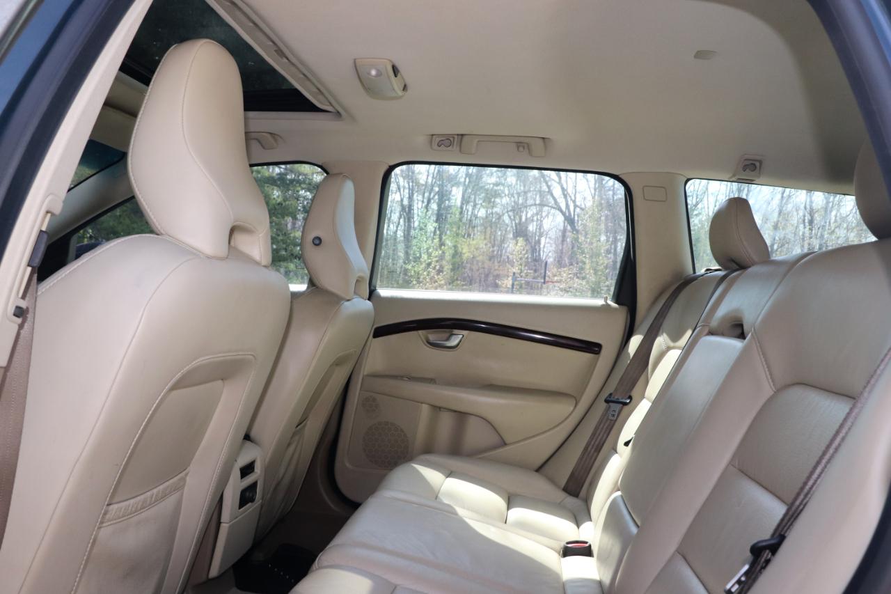 Volvo V70 4dr Wgn 2009