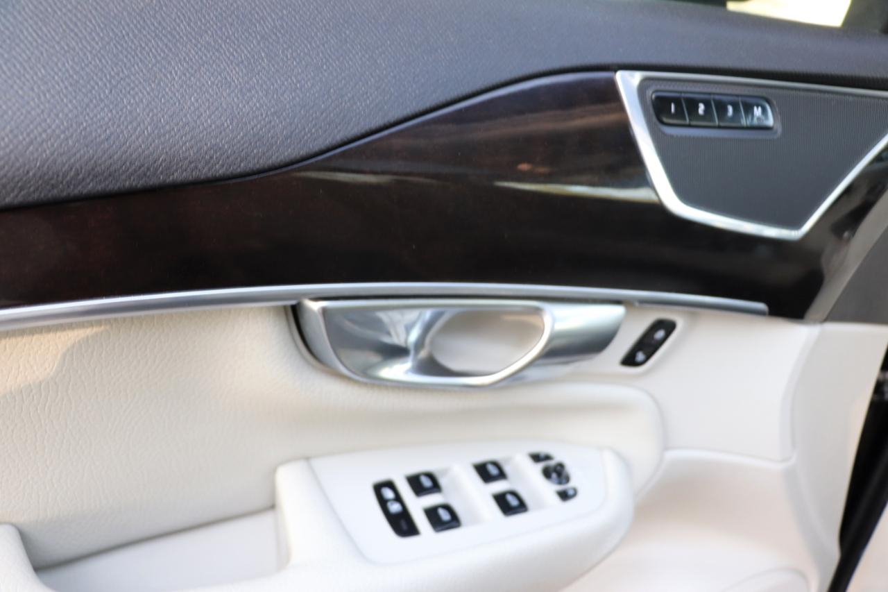 Volvo XC90 T6 AWD Momentum 2019