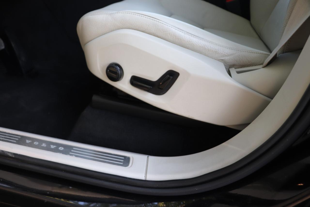 Volvo XC90 T6 AWD Momentum 2019