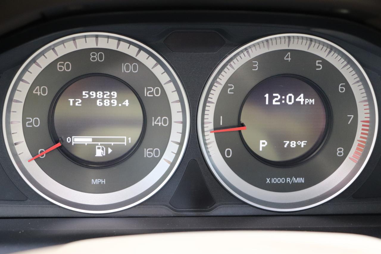 Volvo XC60 AWD 4dr 3.0L Platinum 2012