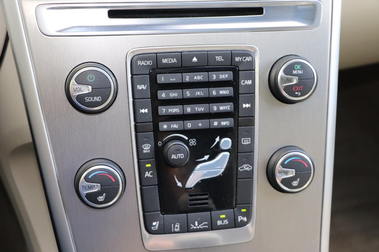 Volvo XC60 AWD 4dr 3.0L Platinum 2012