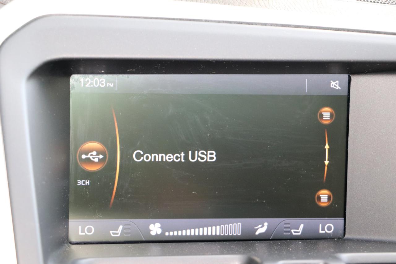 Volvo XC60 AWD 4dr 3.0L Platinum 2012