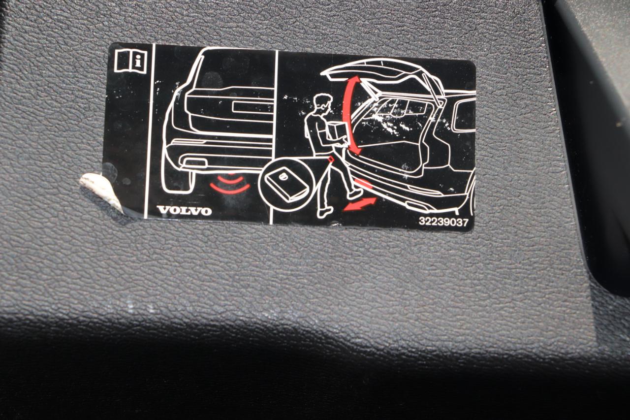 Volvo XC60 T5 AWD R-Design 2021