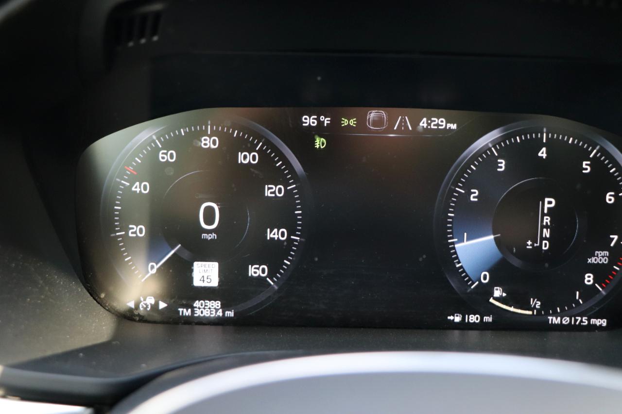 Volvo XC60 T5 AWD R-Design 2021