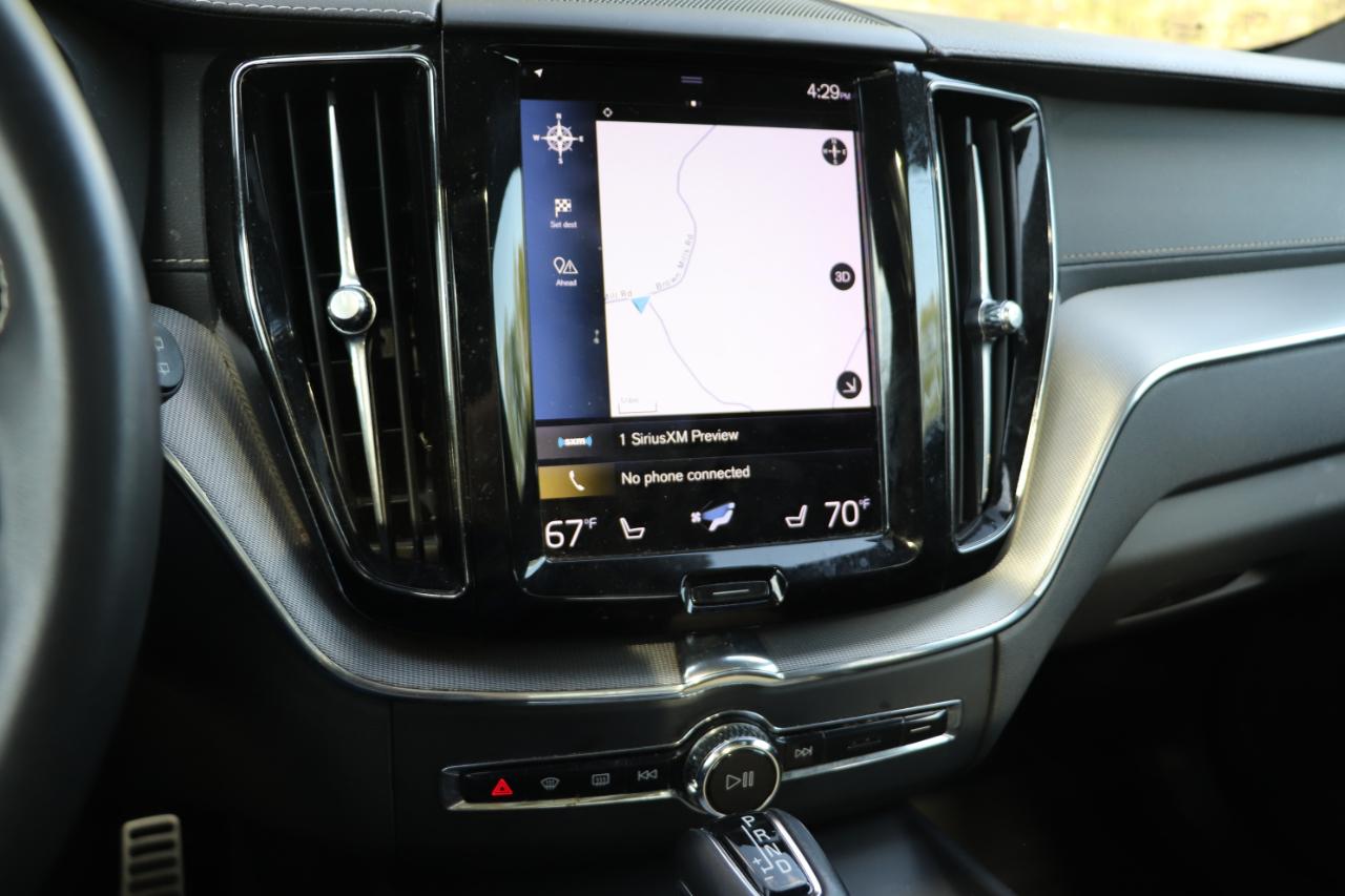 Volvo XC60 T5 AWD R-Design 2021