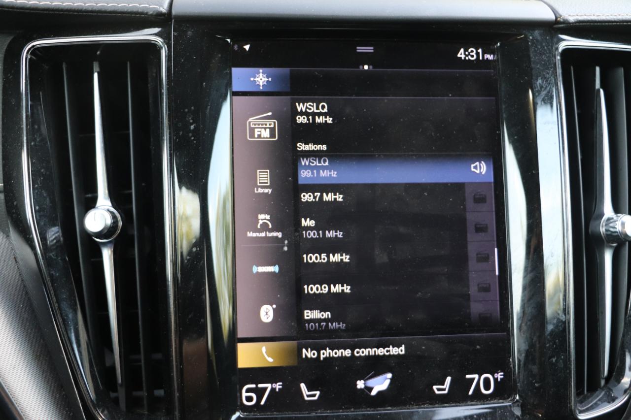 Volvo XC60 T5 AWD R-Design 2021