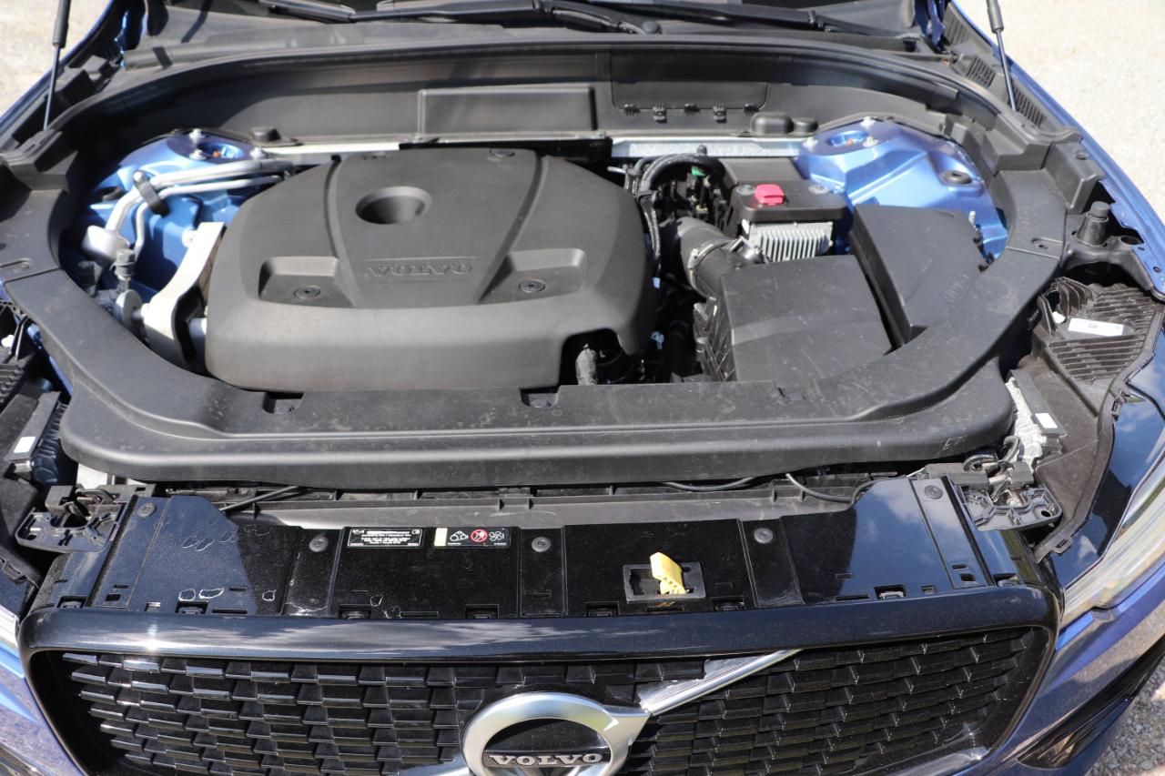 Volvo XC60 T5 AWD R-Design 2021