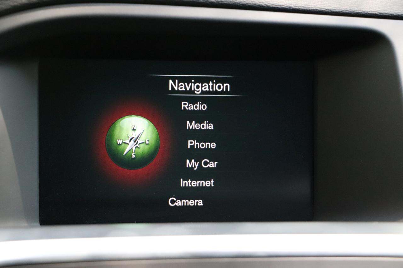 Volvo V60 2015.5 4dr Wgn T6 R-Design Platinum AWD 2015