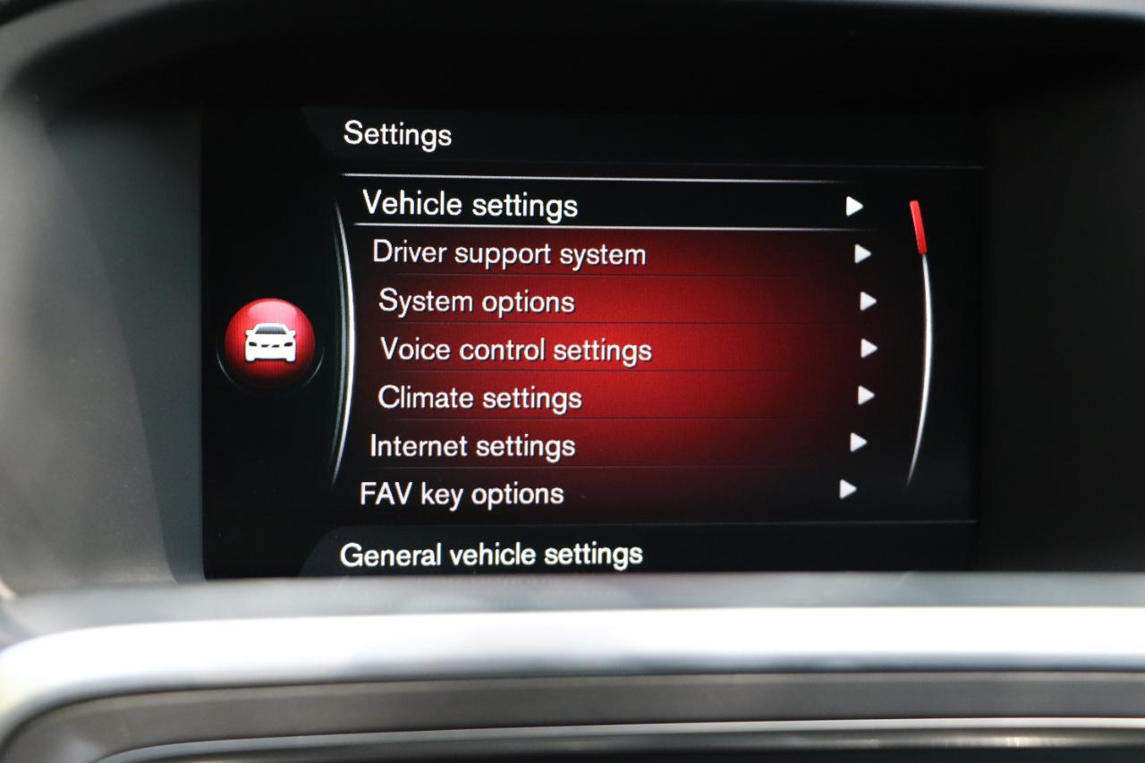 Volvo V60 2015.5 4dr Wgn T6 R-Design Platinum AWD 2015