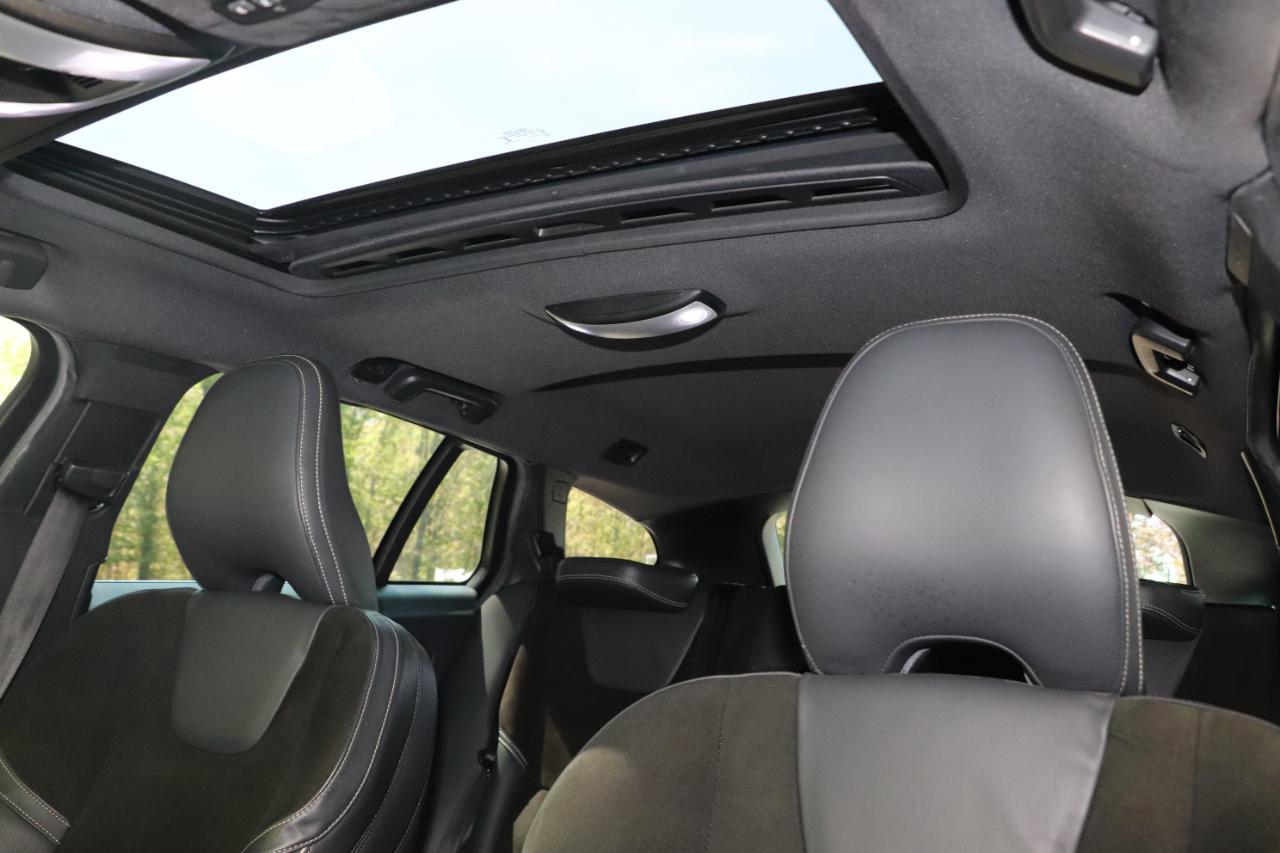 Volvo V60 2015.5 4dr Wgn T6 R-Design Platinum AWD 2015