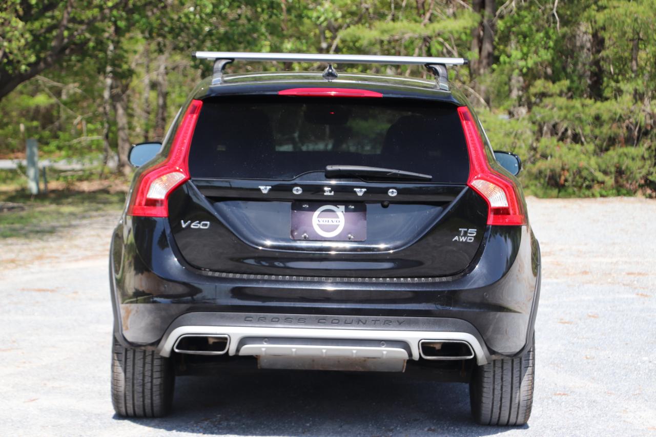 Volvo V60 Cross Country 4dr Wgn T5 Platinum AWD 2016