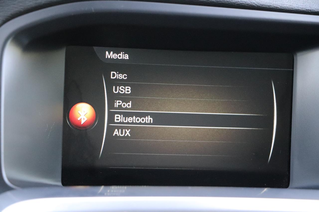 Volvo V60 Cross Country 4dr Wgn T5 Platinum AWD 2016