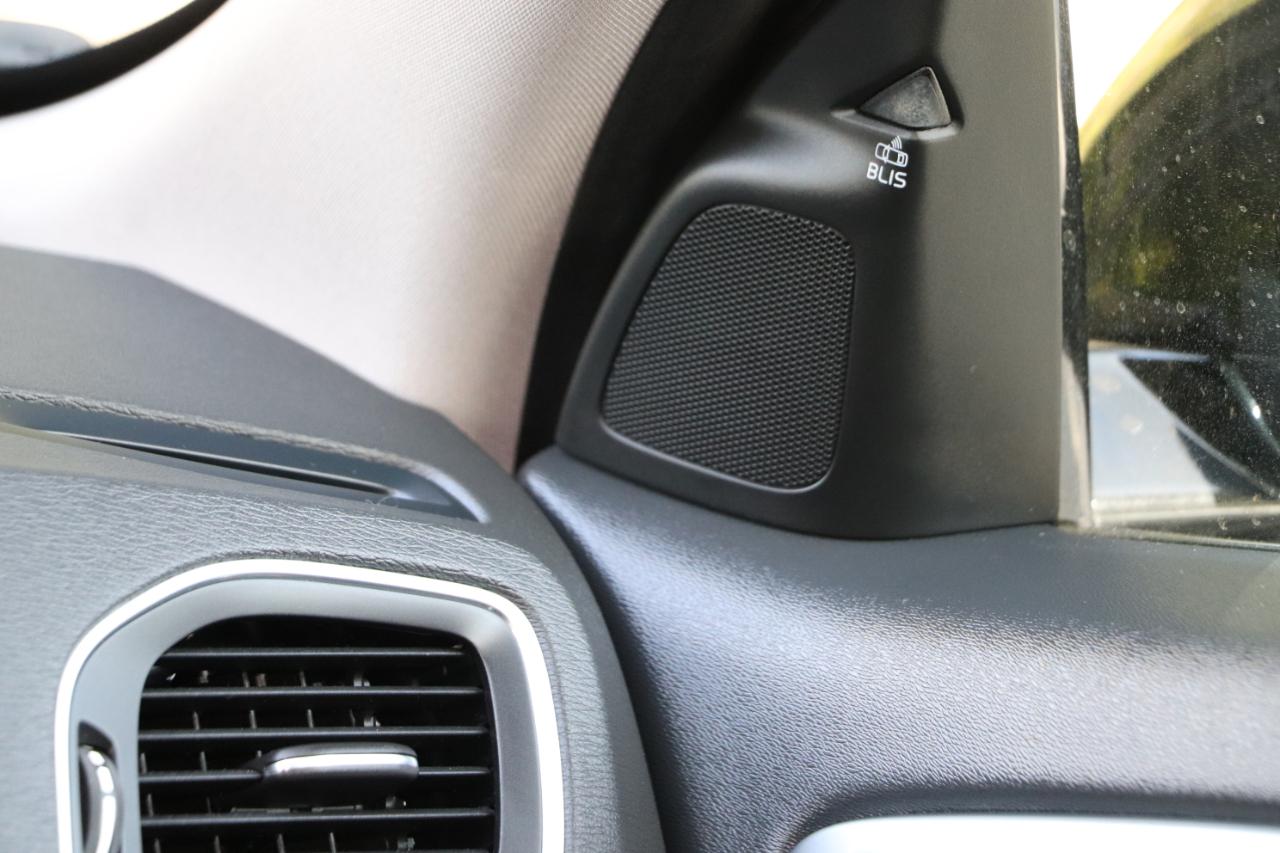 Volvo V60 Cross Country 4dr Wgn T5 Platinum AWD 2016