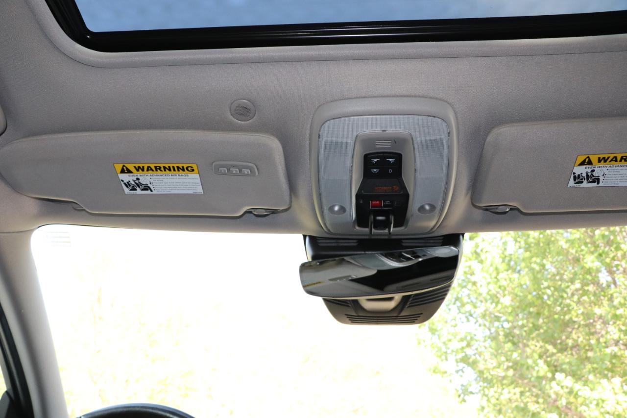 Volvo V60 Cross Country 4dr Wgn T5 Platinum AWD 2016