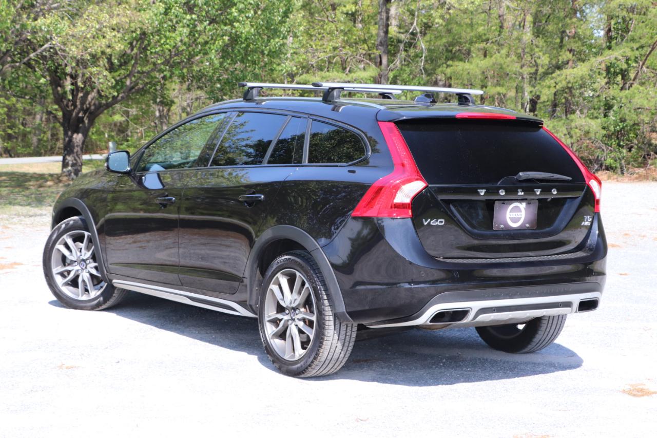 Volvo V60 Cross Country 4dr Wgn T5 Platinum AWD 2016