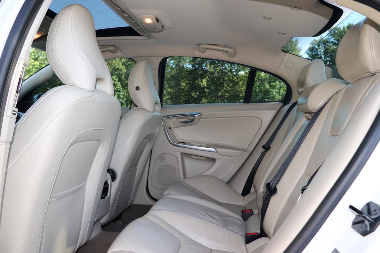 Volvo S60 4dr Sdn T5 Premier FWD 2013