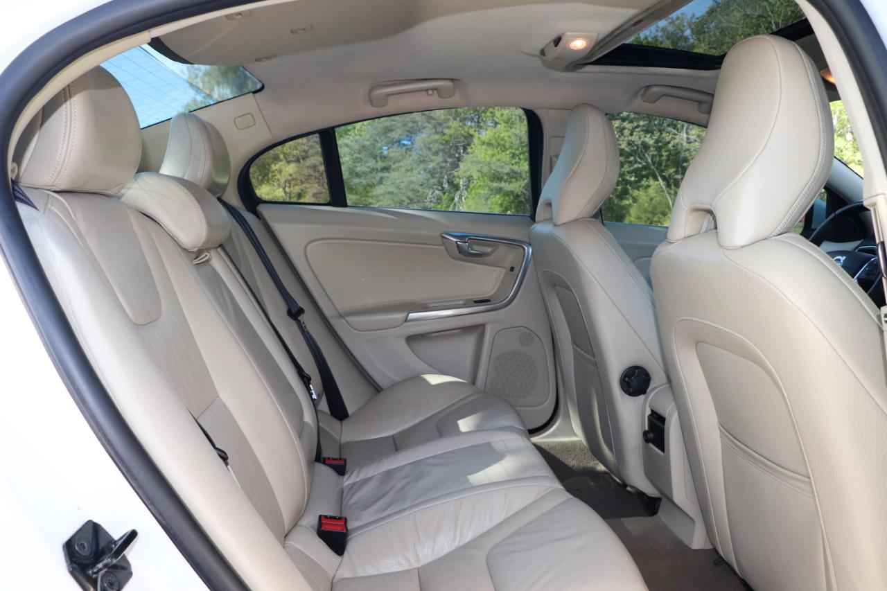 Volvo S60 4dr Sdn T5 Premier FWD 2013