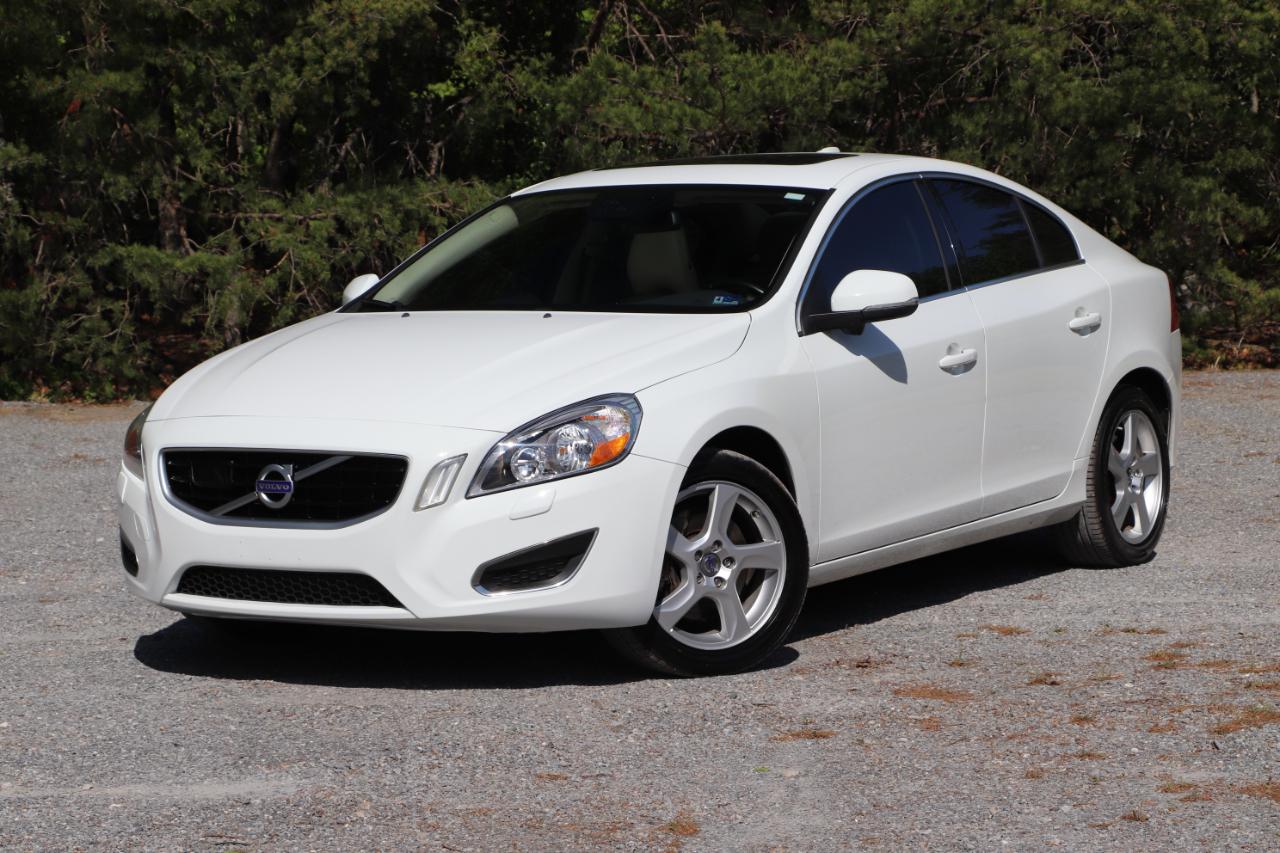 Volvo S60 4dr Sdn T5 Premier FWD 2013