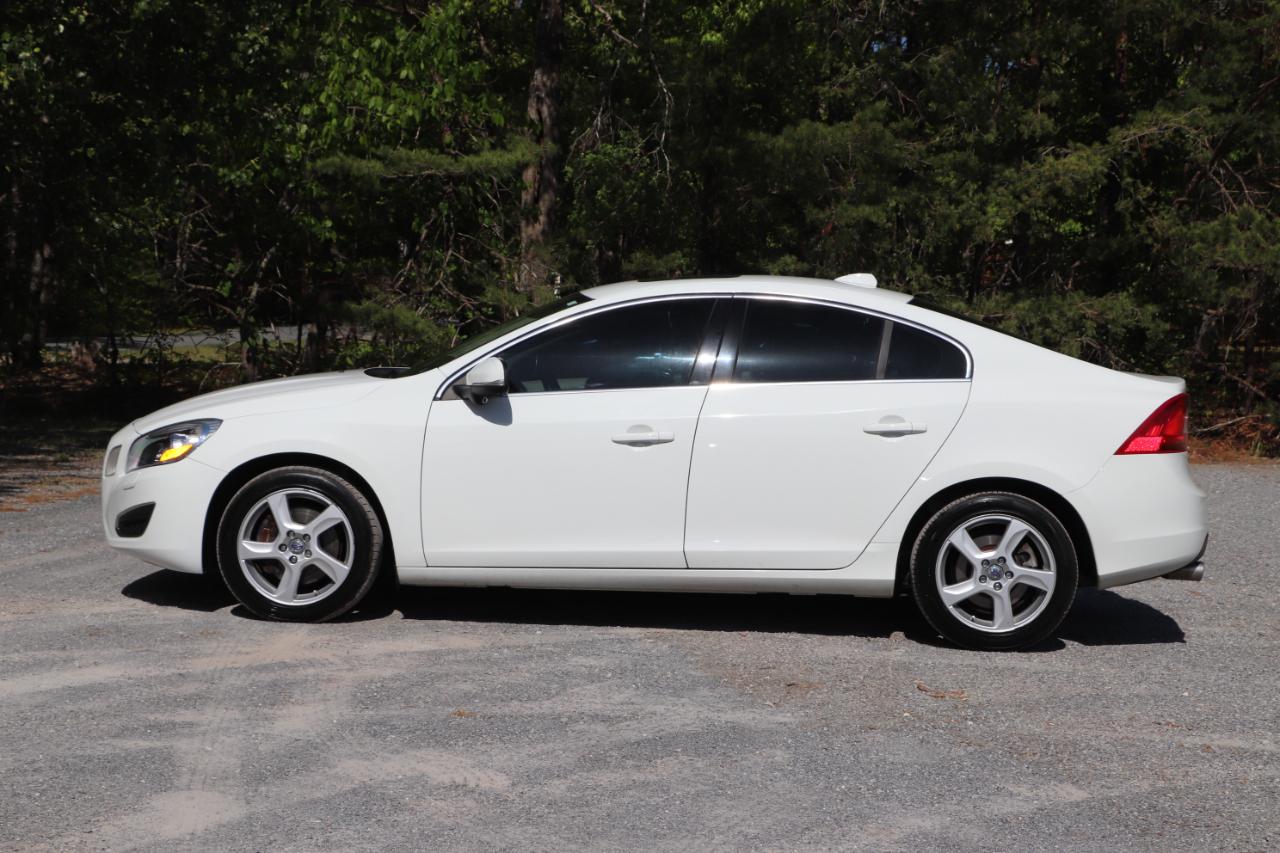 Volvo S60 4dr Sdn T5 Premier FWD 2013