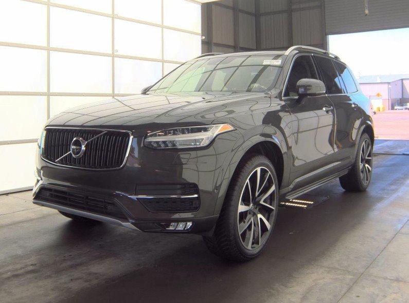 Volvo XC90 T6 AWD 7-Passenger Momentum 2018