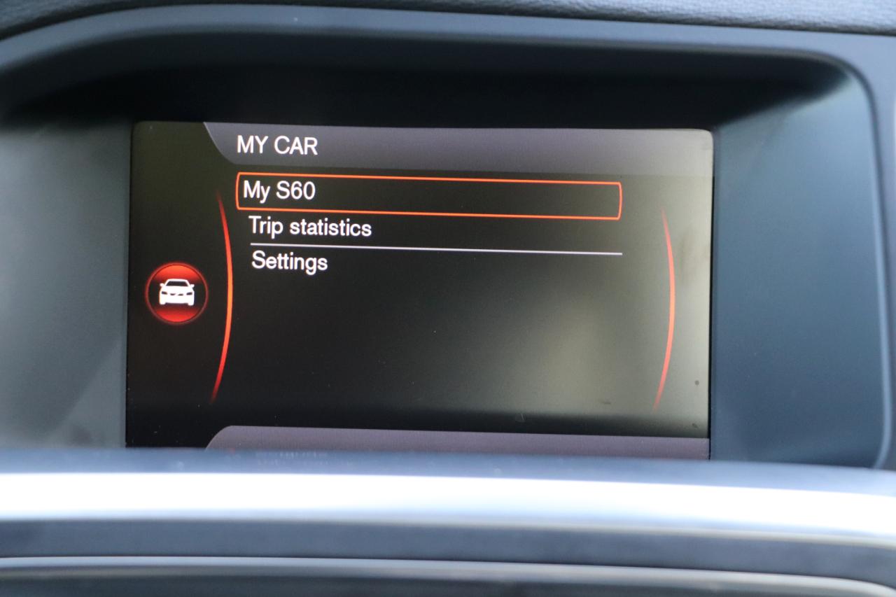 Volvo S60 4dr Sdn T5 Platinum AWD 2013