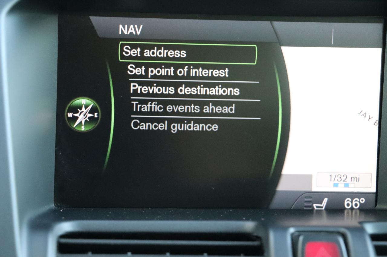Volvo XC60 4dr 3.2L Premier 2013