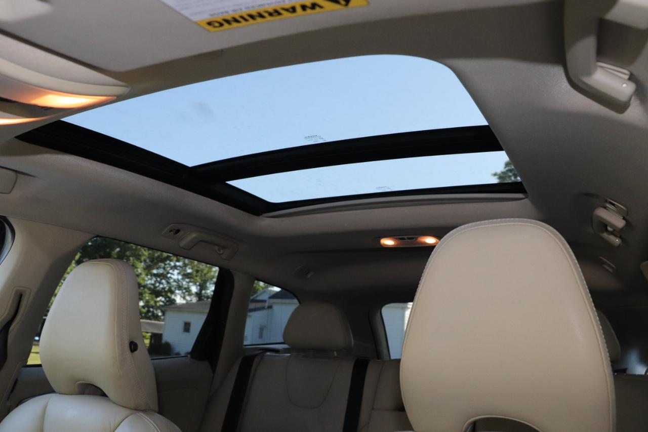 Volvo XC60 4dr 3.2L Premier 2013