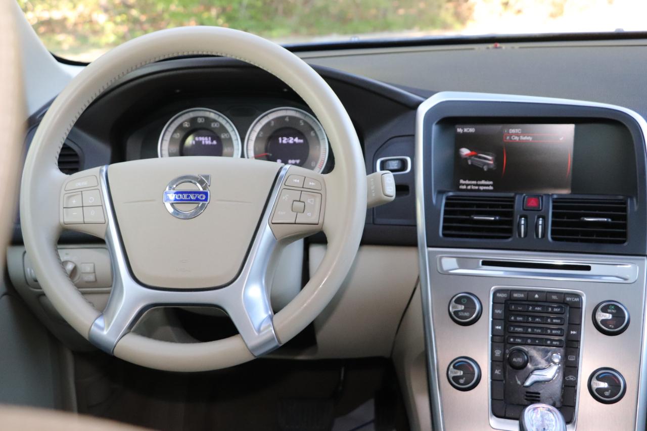 Volvo XC60 4dr 3.2L Premier 2013