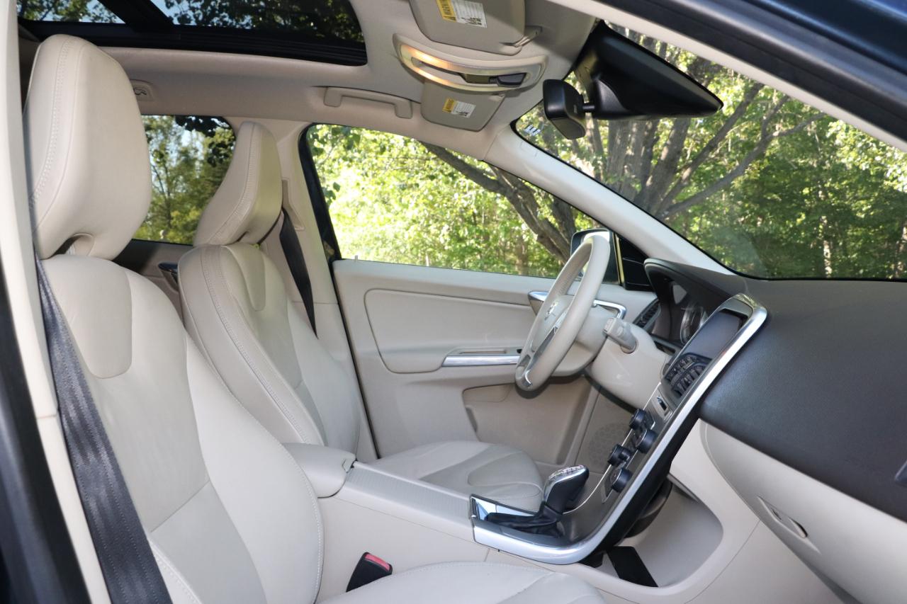 Volvo XC60 4dr 3.2L Premier 2013