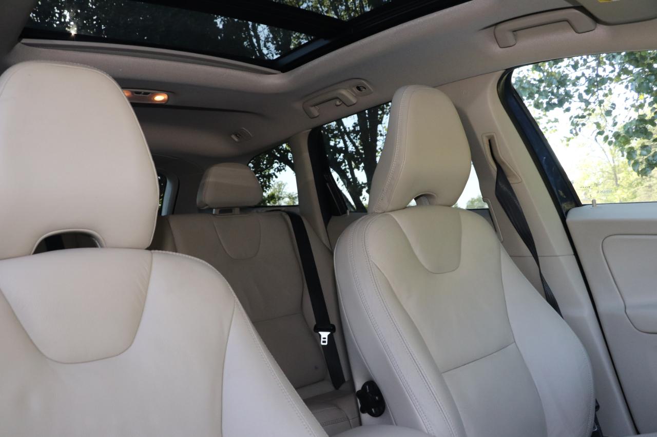 Volvo XC60 4dr 3.2L Premier 2013