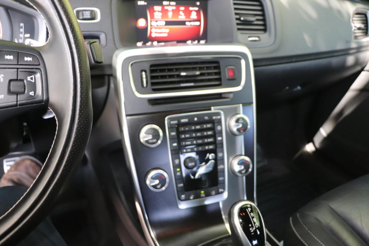 Volvo S60 T6 AWD R-Design Platinum 2017