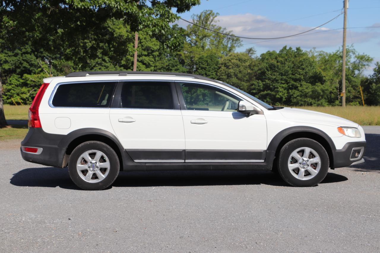 Volvo XC70  2010