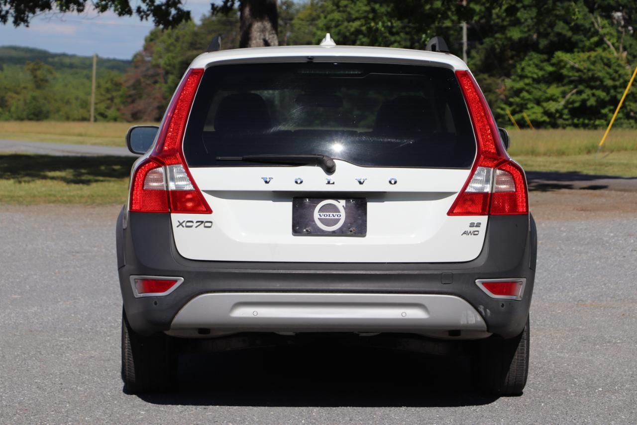 Volvo XC70  2010