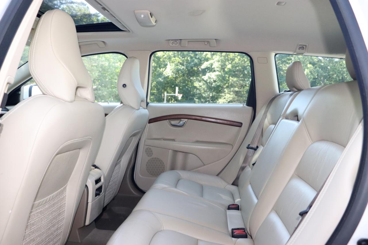 Volvo XC70  2010