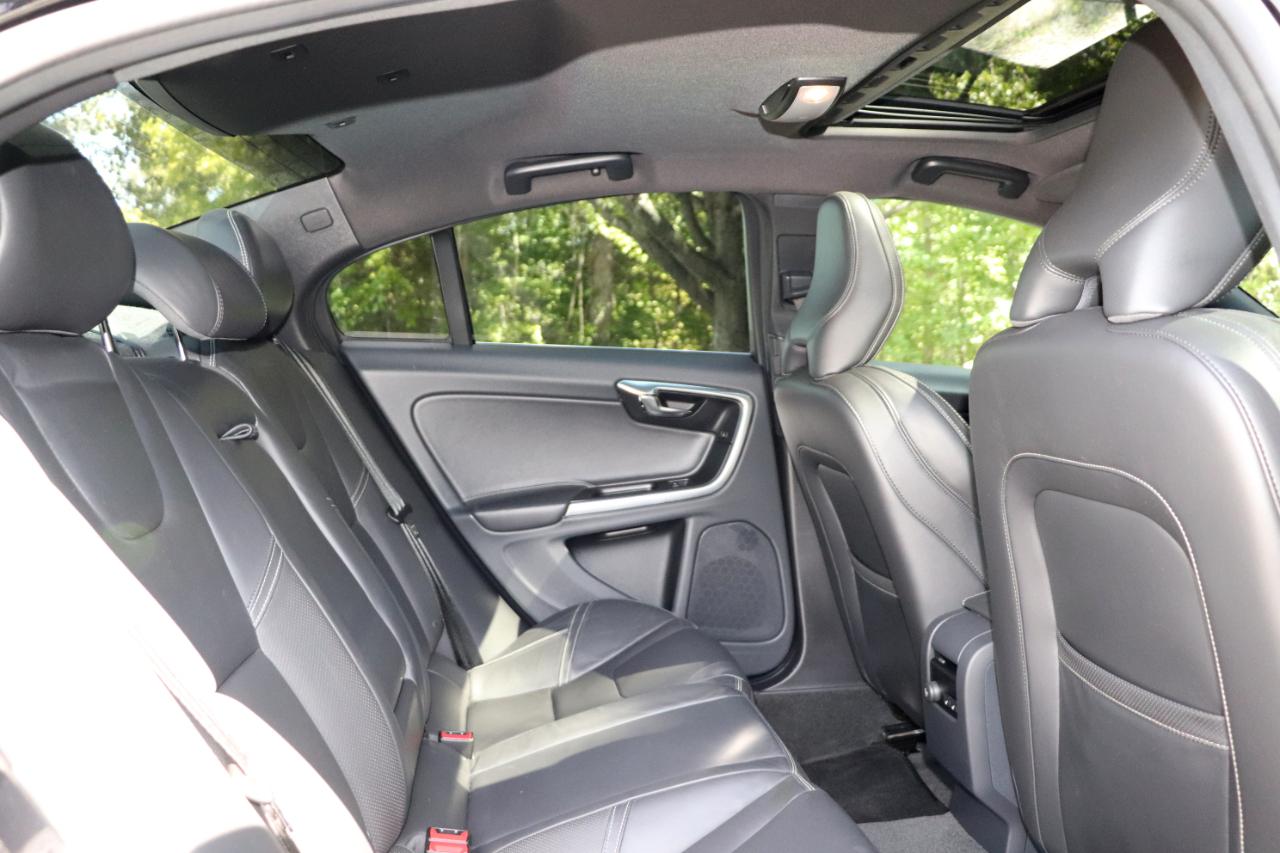 Volvo S60 T6 AWD R-Design Platinum 2017