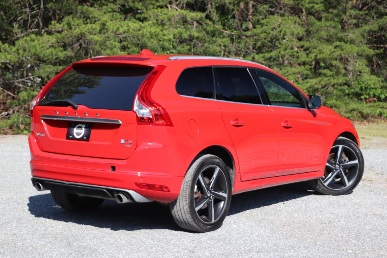 Volvo XC60 AWD 4dr T6 R-Design Platinum 2015