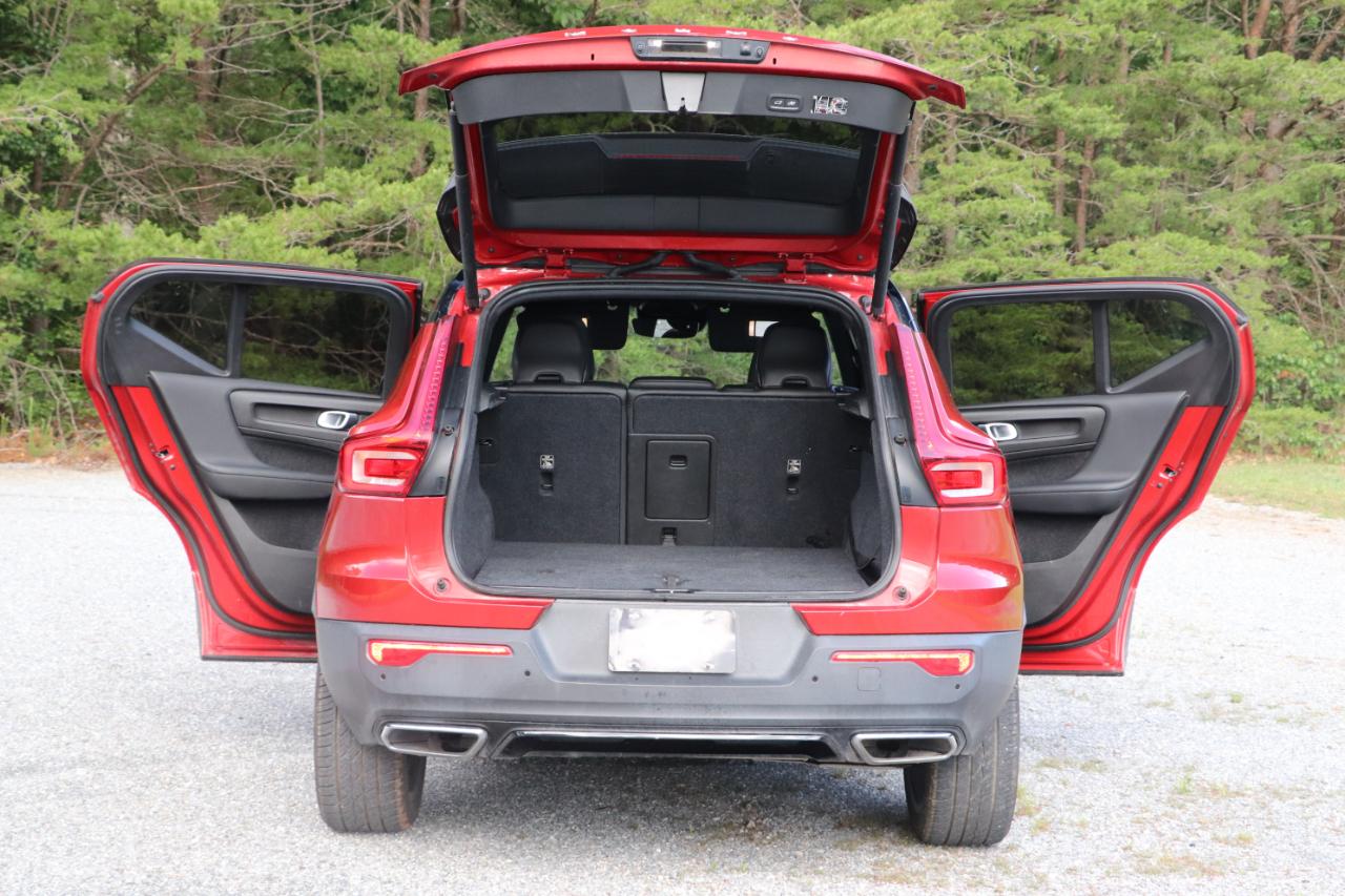 Volvo XC40 T4 FWD R-Design 2019