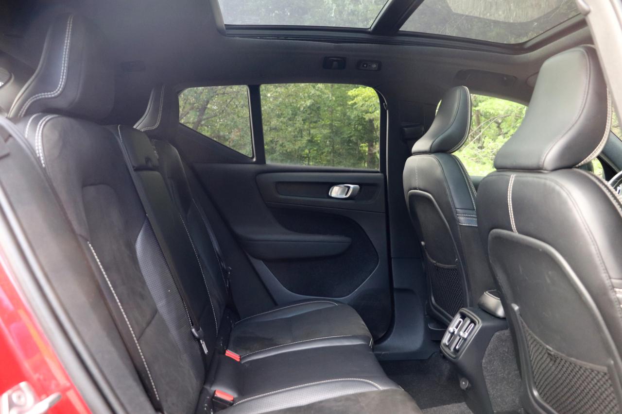 Volvo XC40 T4 FWD R-Design 2019