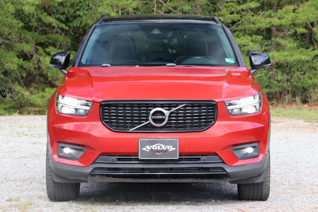 Volvo XC40 T4 FWD R-Design 2019