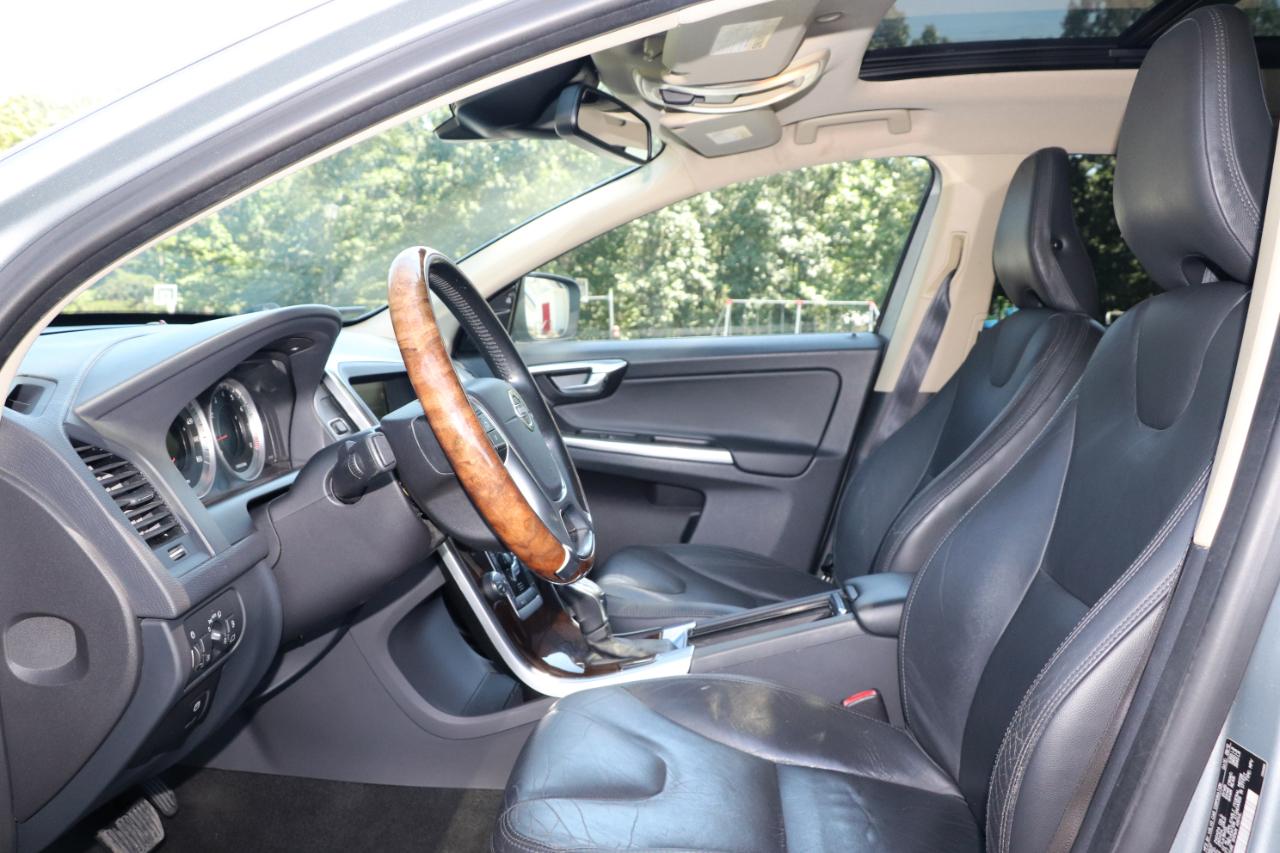 Volvo XC60  2013
