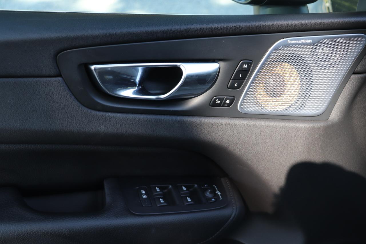 Volvo XC60 T8 eAWD Plug-In Hybrid Inscription 2020