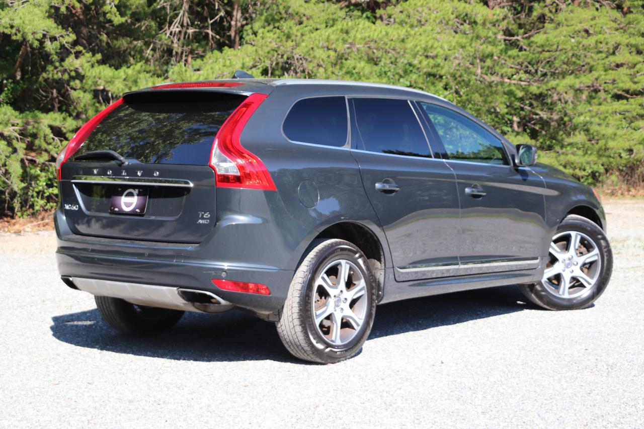 Volvo XC60 2015.5 AWD 4dr T6 Platinum 2015