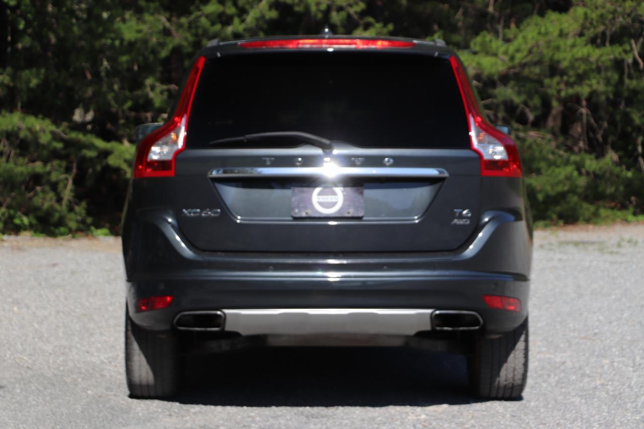 Volvo XC60 2015.5 AWD 4dr T6 Platinum 2015