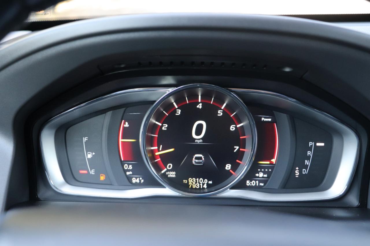 Volvo XC60 2015.5 AWD 4dr T6 Platinum 2015