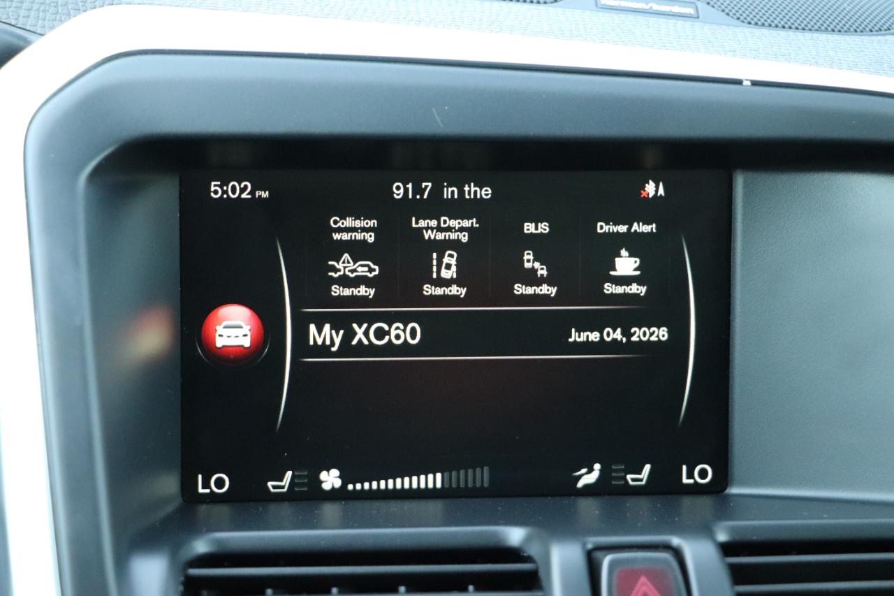 Volvo XC60 2015.5 AWD 4dr T6 Platinum 2015